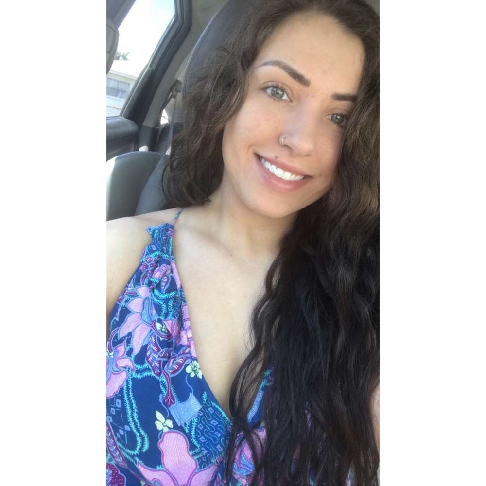 Meet your Posher, Veronica